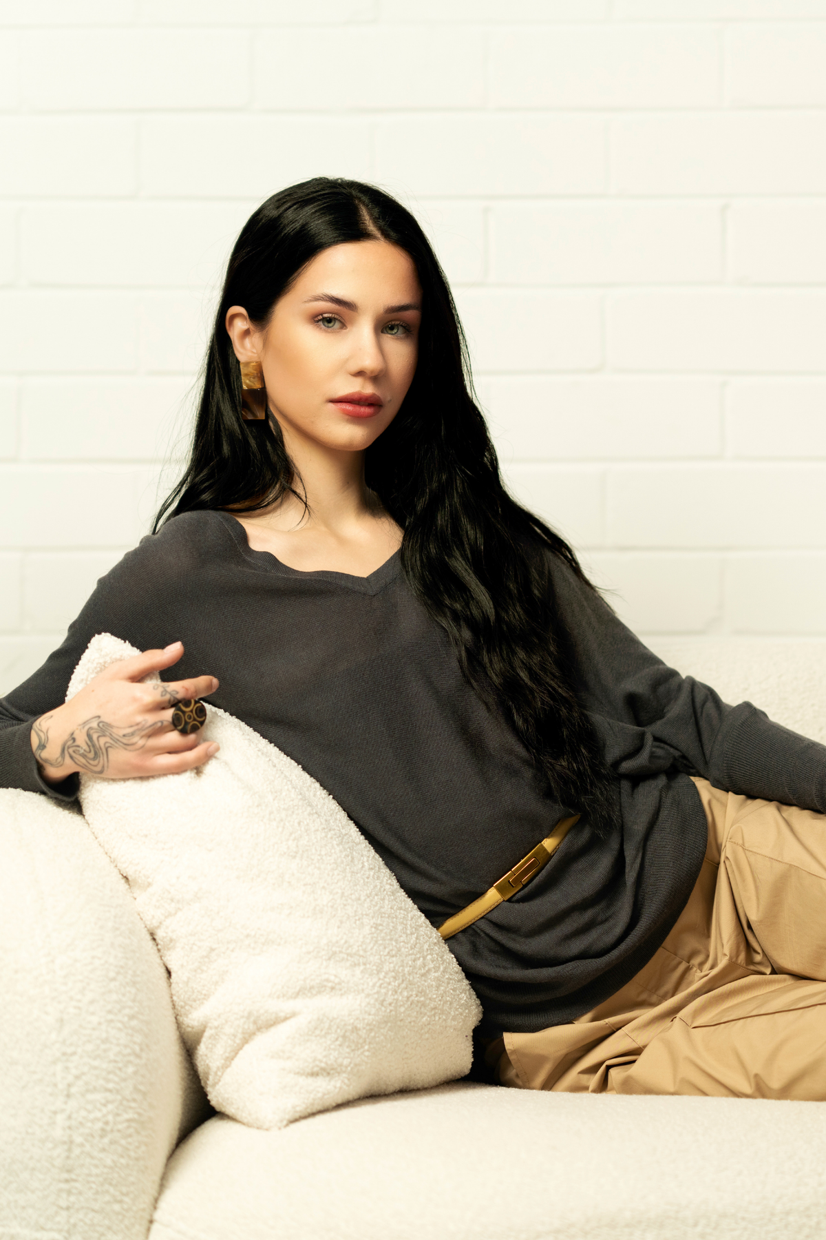 BRIDGETTE CASHMERE & WOOL V-NECK KNIT