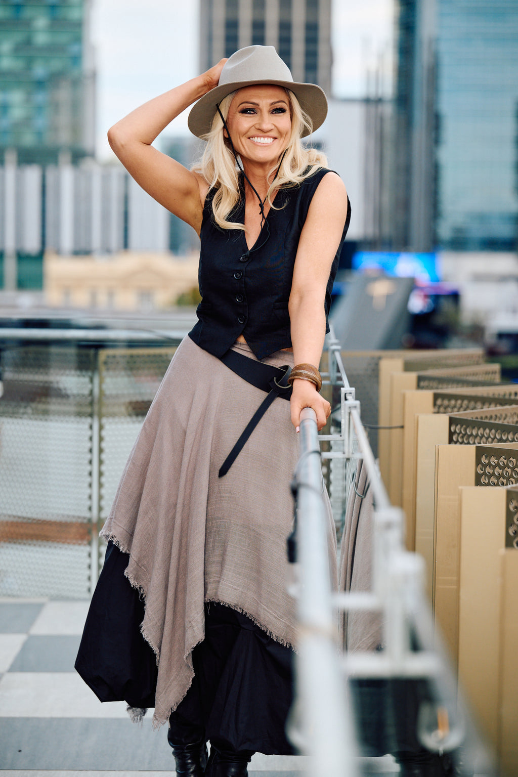 LUMINARA Linen Skirt - Pebble